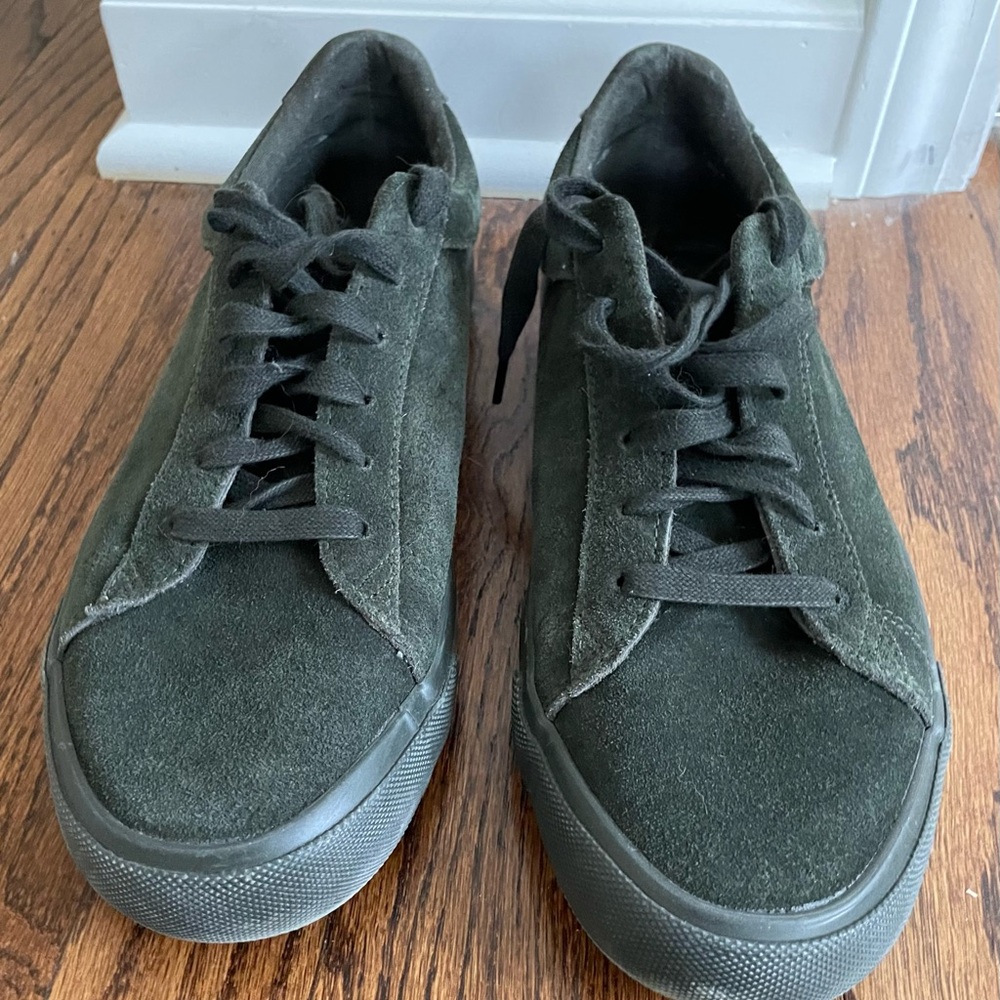 Express suede sneakers